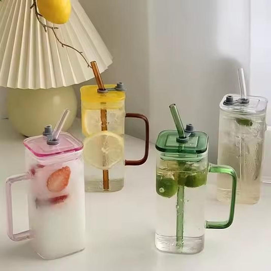 Square Glass Cups with Lids and Straws